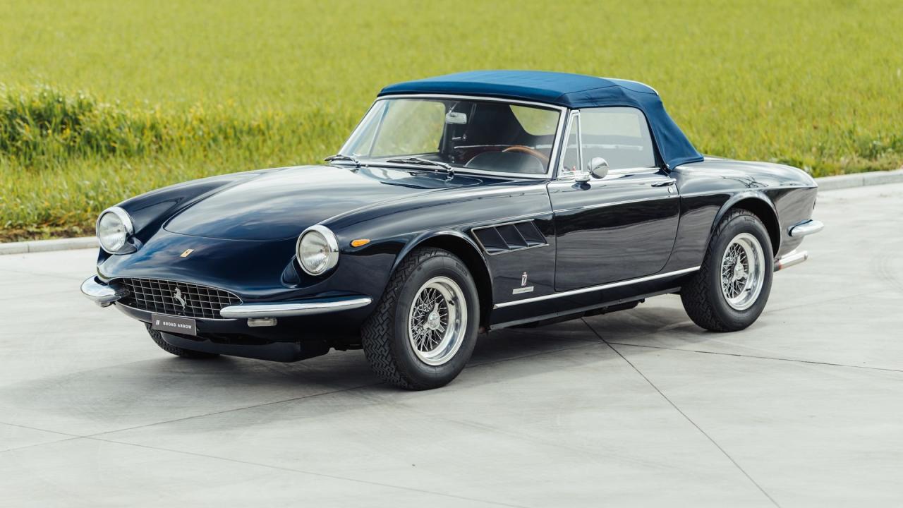 1968 Ferrari 330 GTS