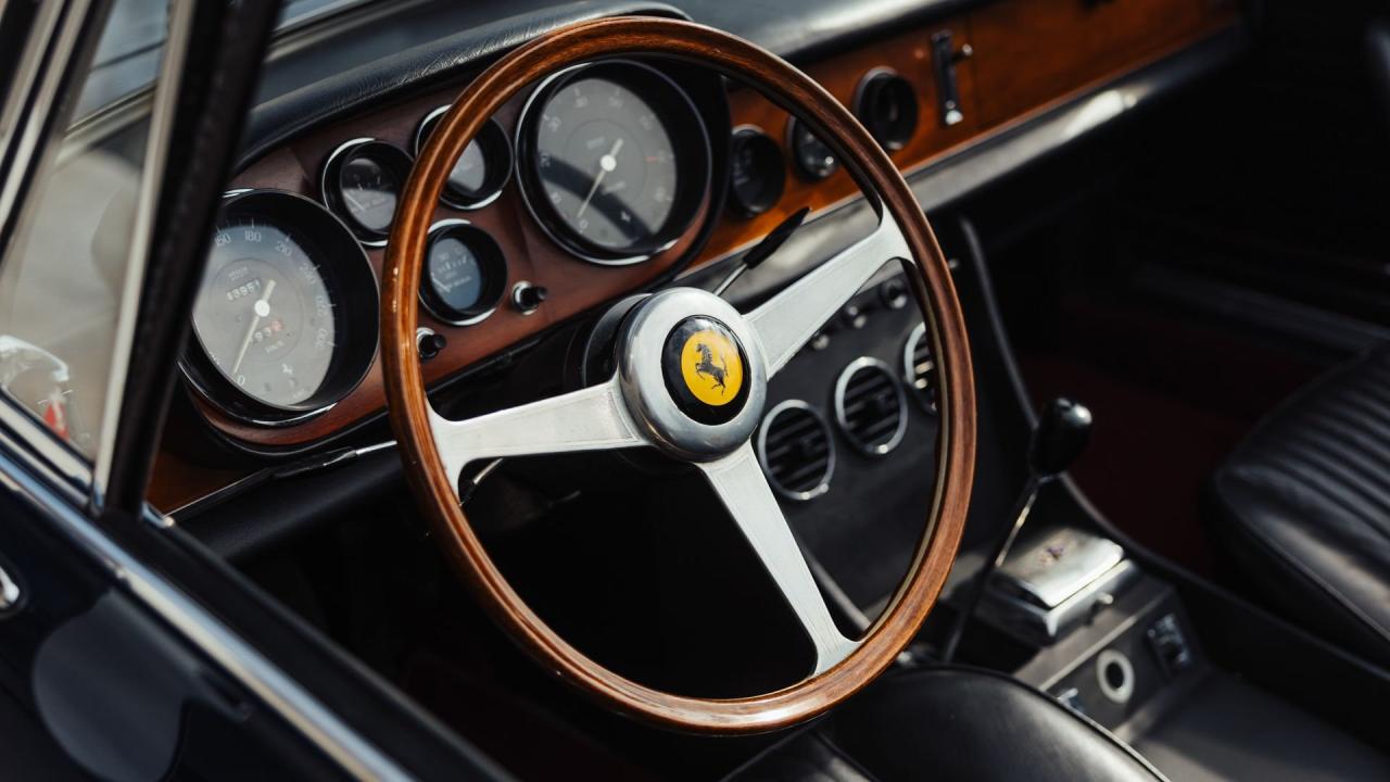 1968 Ferrari 330 GTS