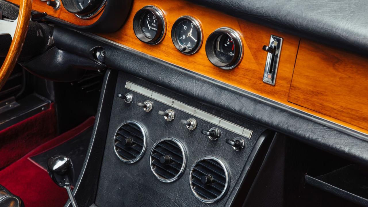 1968 Ferrari 330 GTS