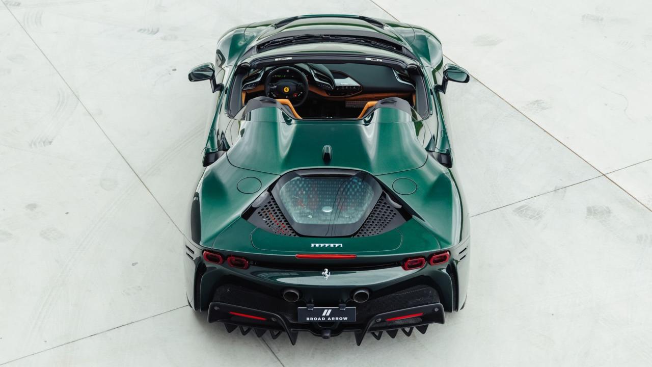 2022 Ferrari SF90 SPIDER