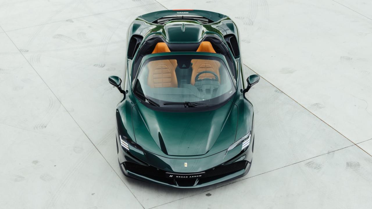 2022 Ferrari SF90 SPIDER