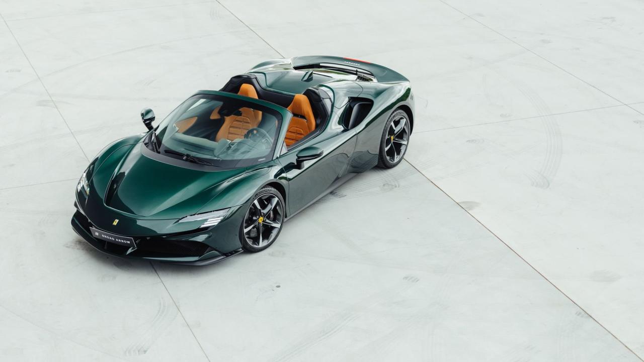 2022 Ferrari SF90 SPIDER