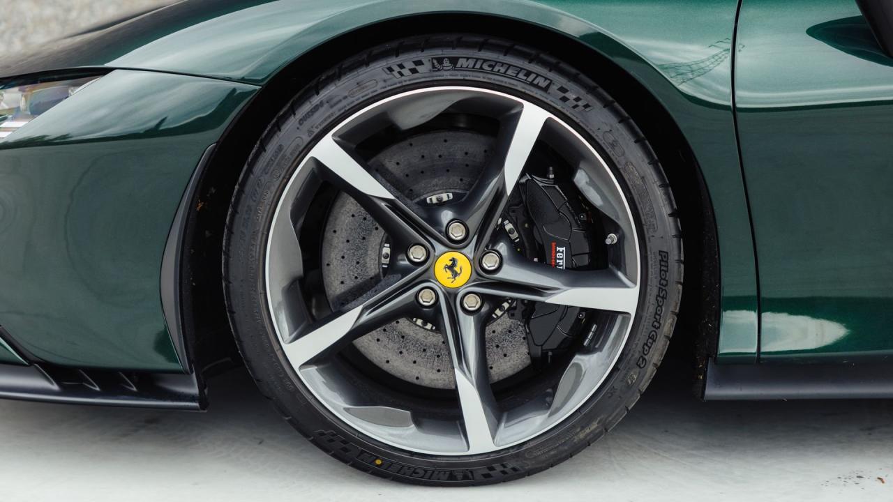 2022 Ferrari SF90 SPIDER