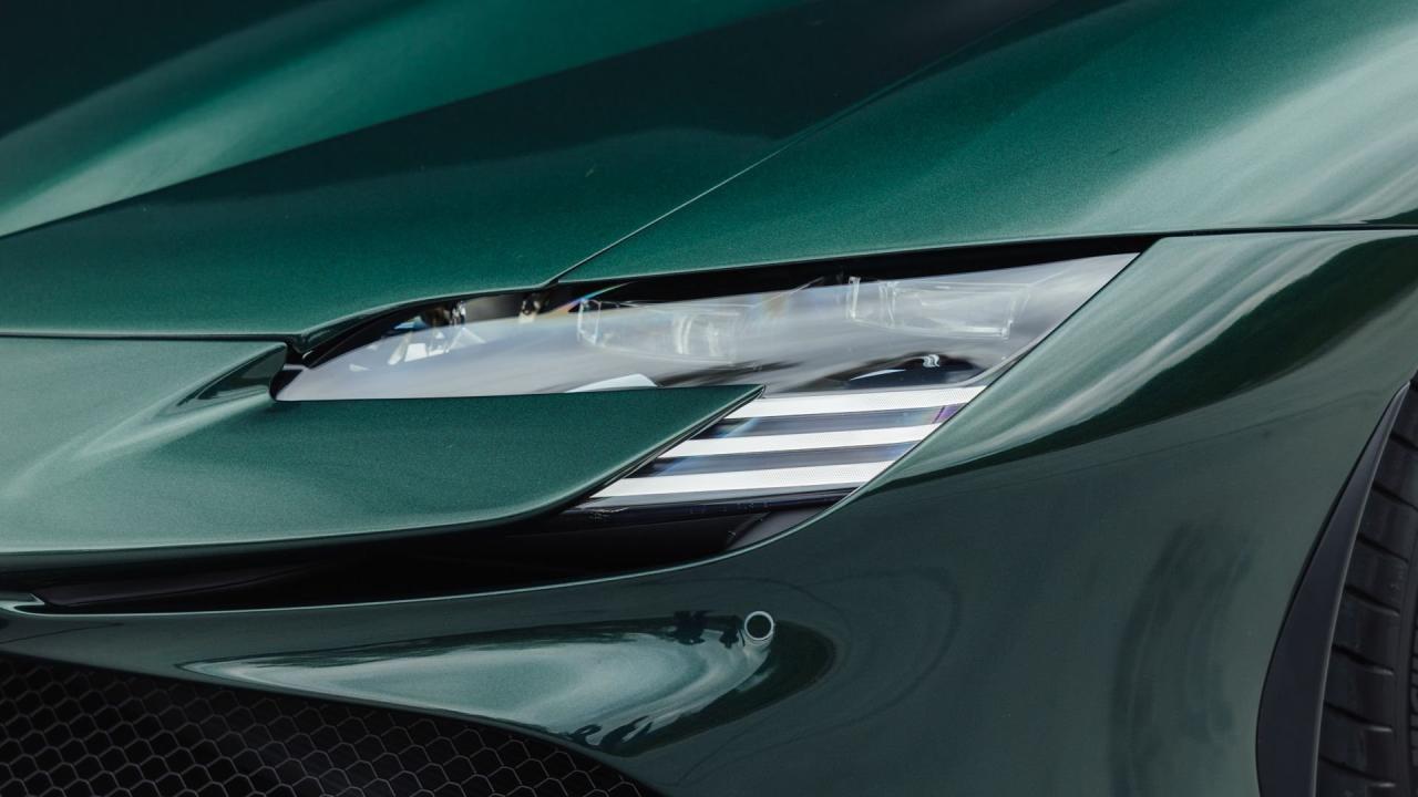 2022 Ferrari SF90 SPIDER