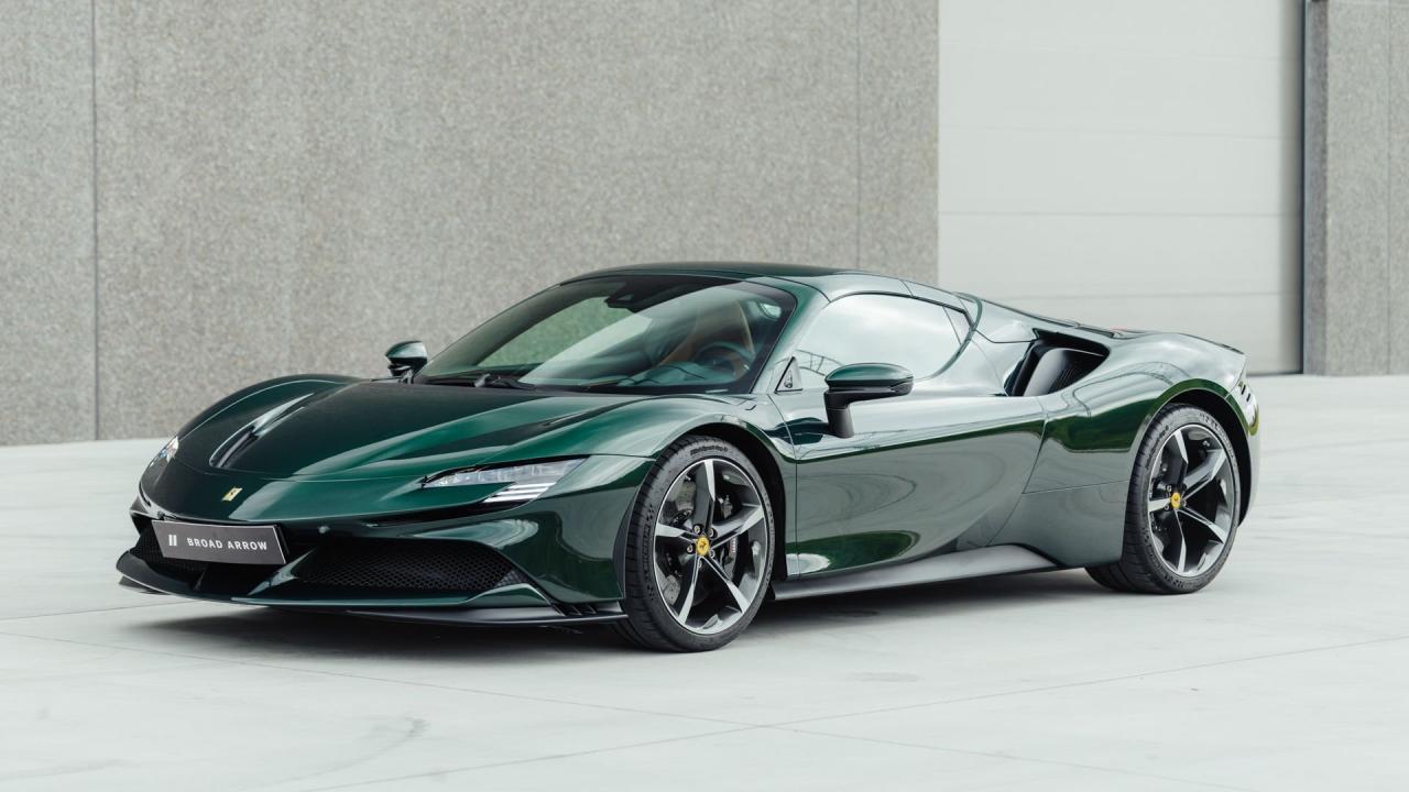 2022 Ferrari SF90 SPIDER