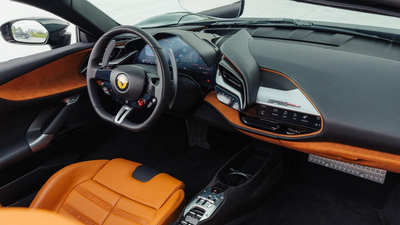 2022 Ferrari SF90 SPIDER