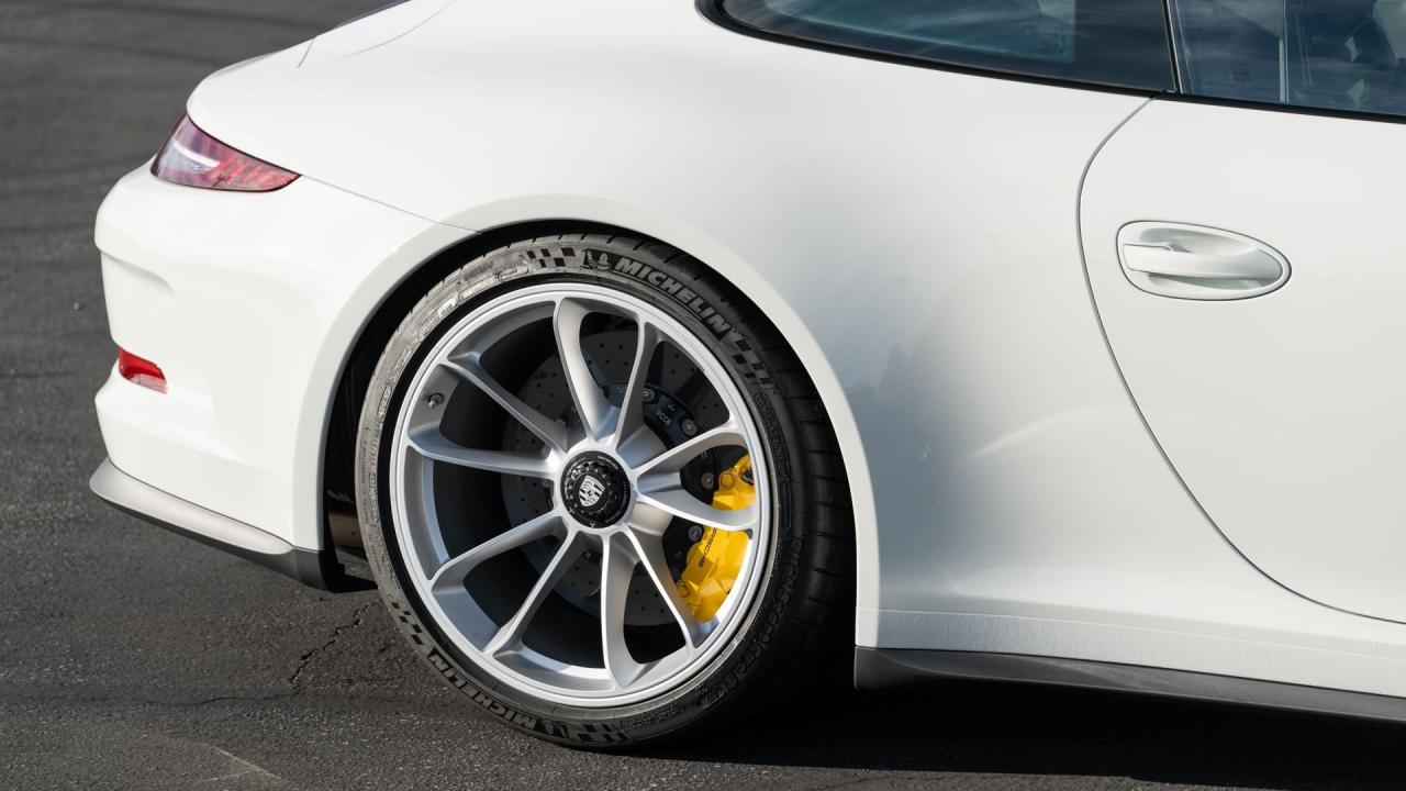 2016 Porsche 911 R