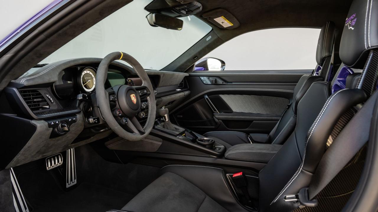 2025 Porsche 911 GT3 RS Weissach Package