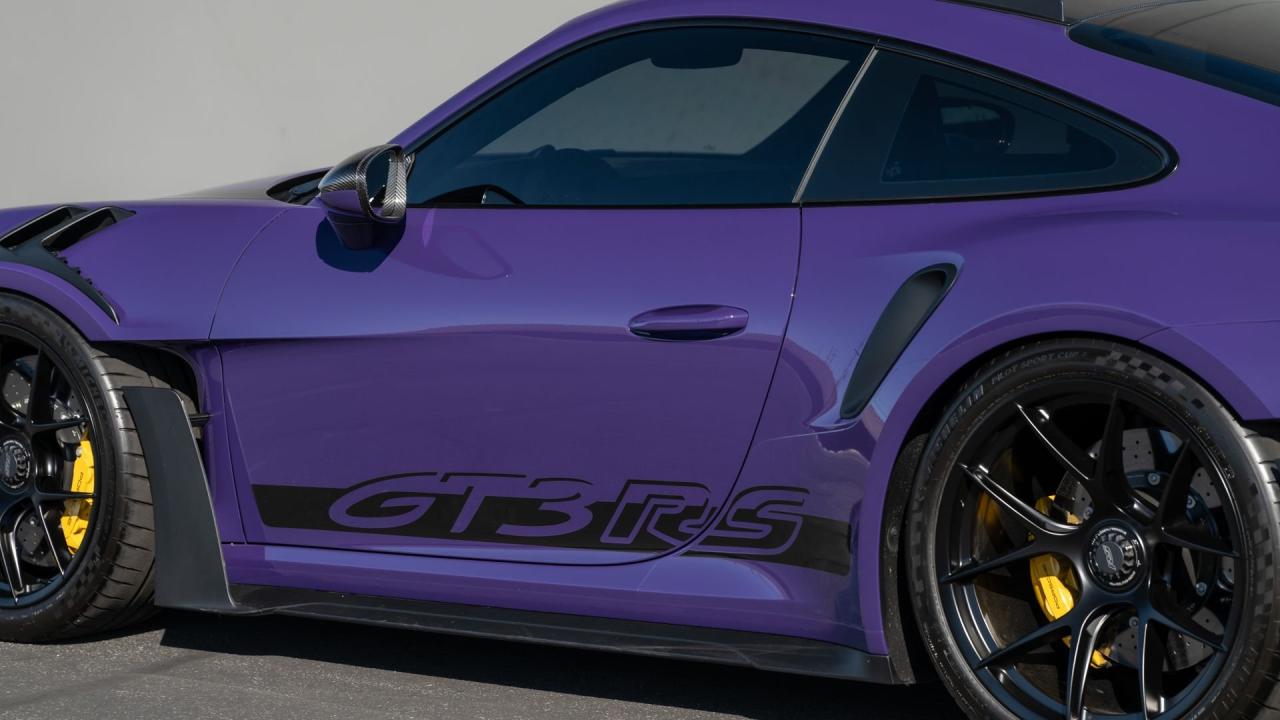 2025 Porsche 911 GT3 RS Weissach Package