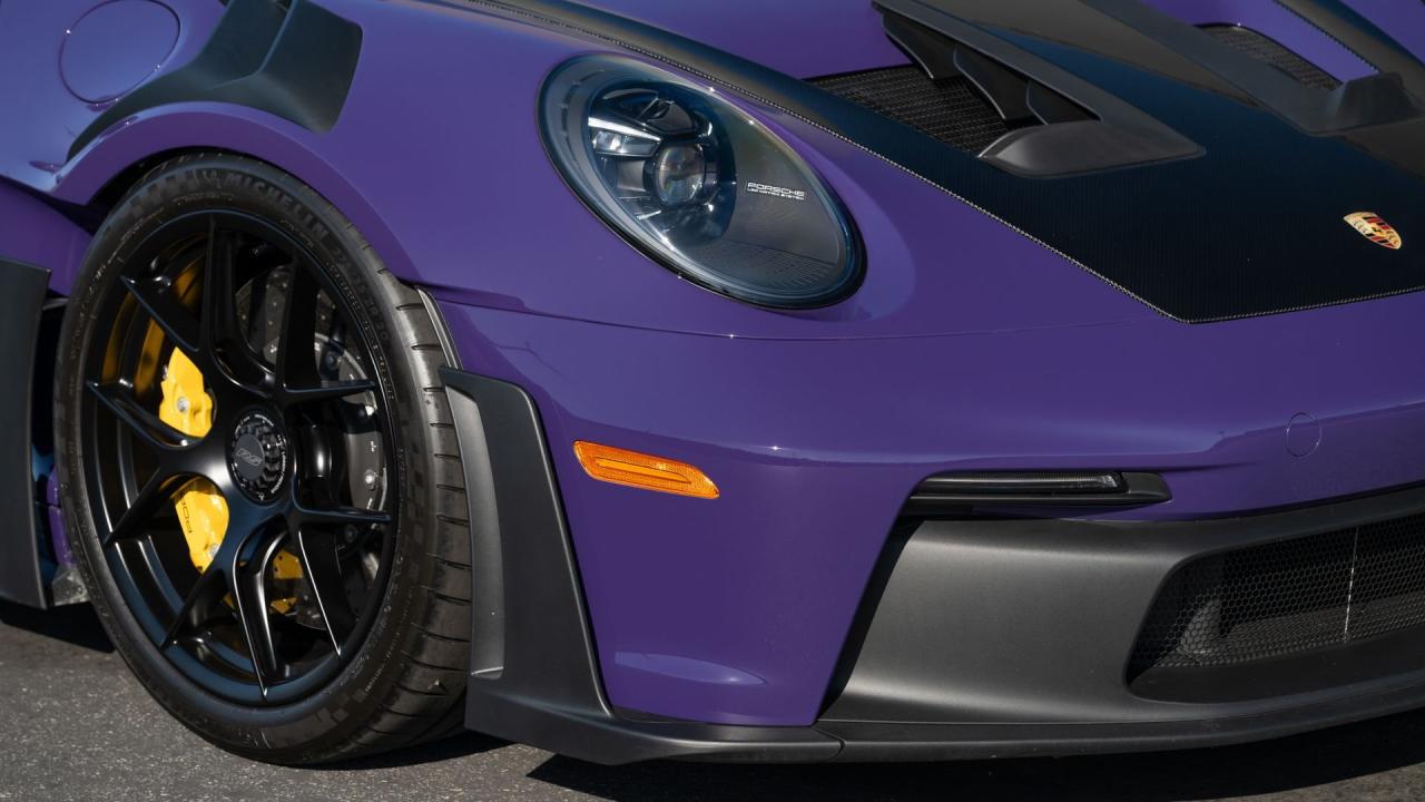 2025 Porsche 911 GT3 RS Weissach Package