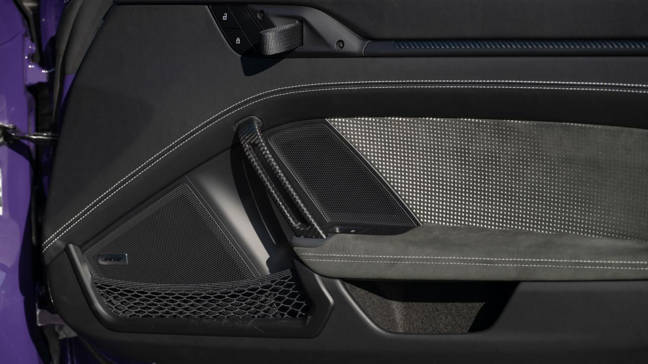 2025 Porsche 911 GT3 RS Weissach Package