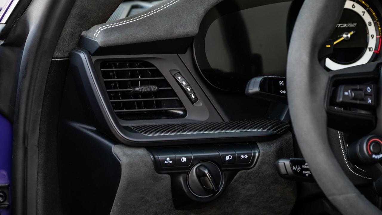 2025 Porsche 911 GT3 RS Weissach Package