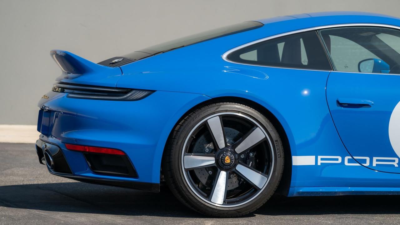 2023 Porsche 911 Sport Classic