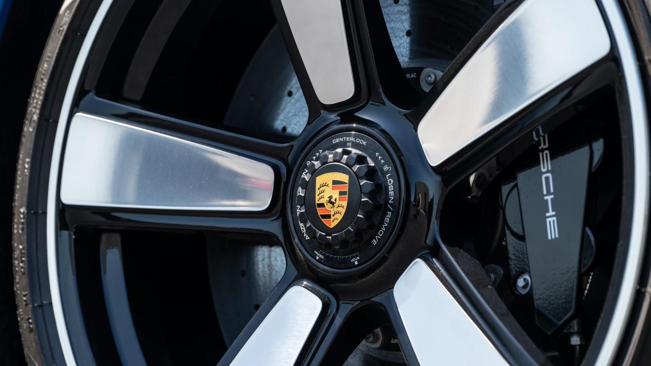 2023 Porsche 911 Sport Classic