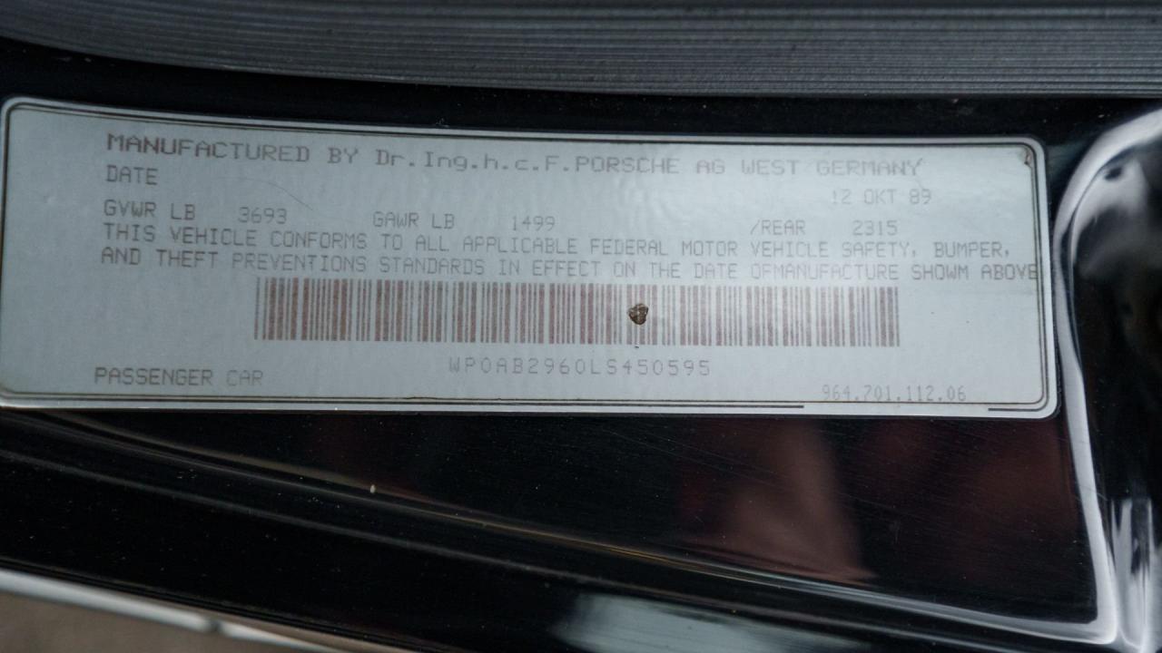 1990 Porsche 911 Carrera 2 Coupe