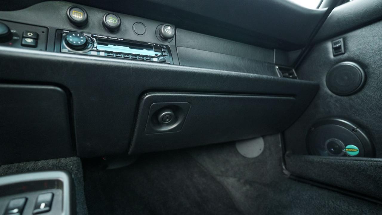 1990 Porsche 911 Carrera 2 Coupe