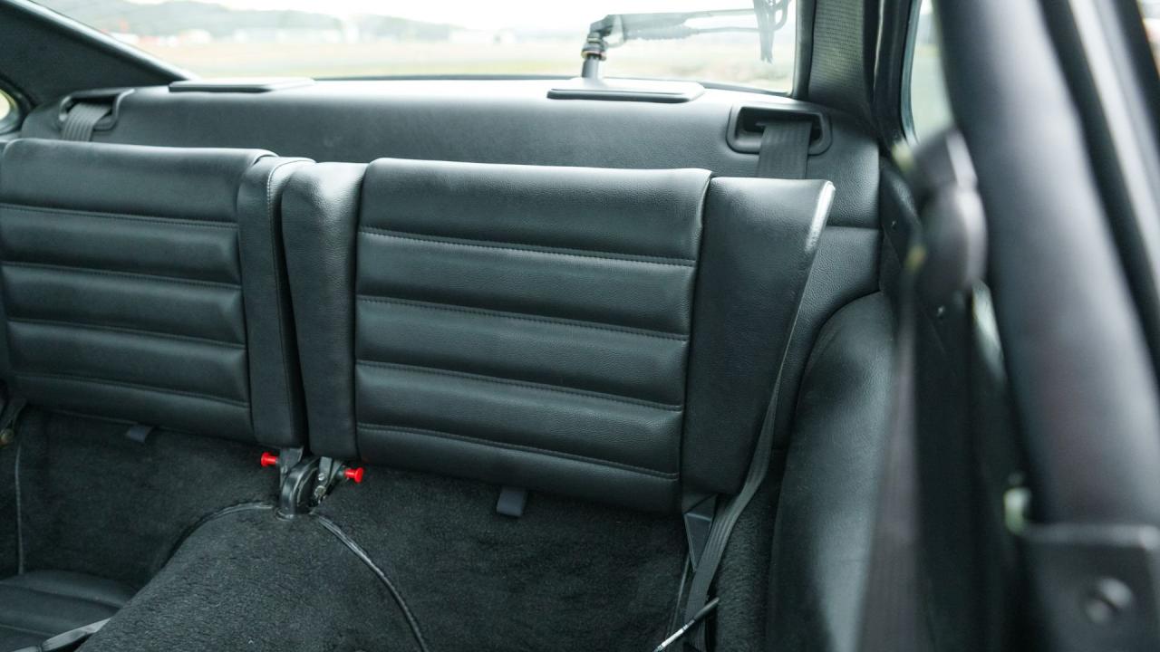 1990 Porsche 911 Carrera 2 Coupe