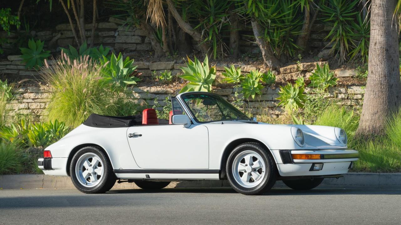 1984 Porsche 911 Carrera Cabriolet