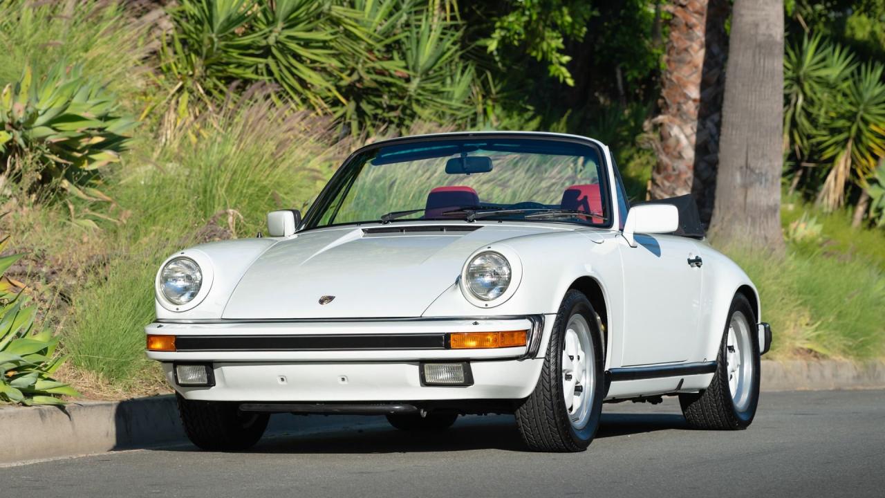 1984 Porsche 911 Carrera Cabriolet