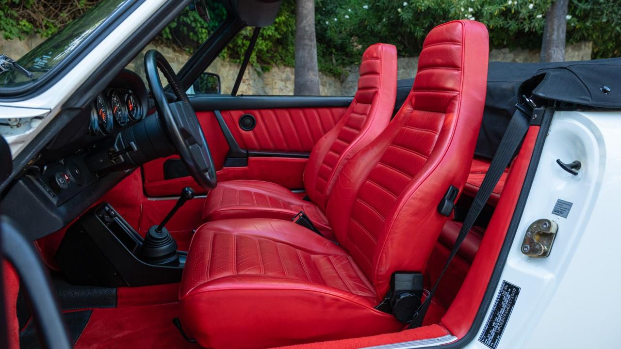 1984 Porsche 911 Carrera Cabriolet