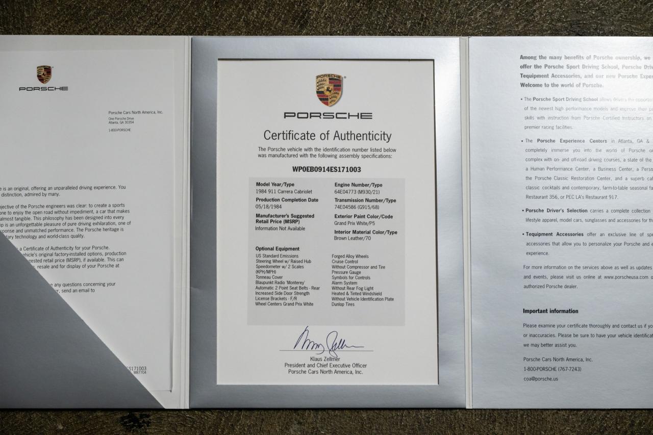 1984 Porsche 911 Carrera Cabriolet