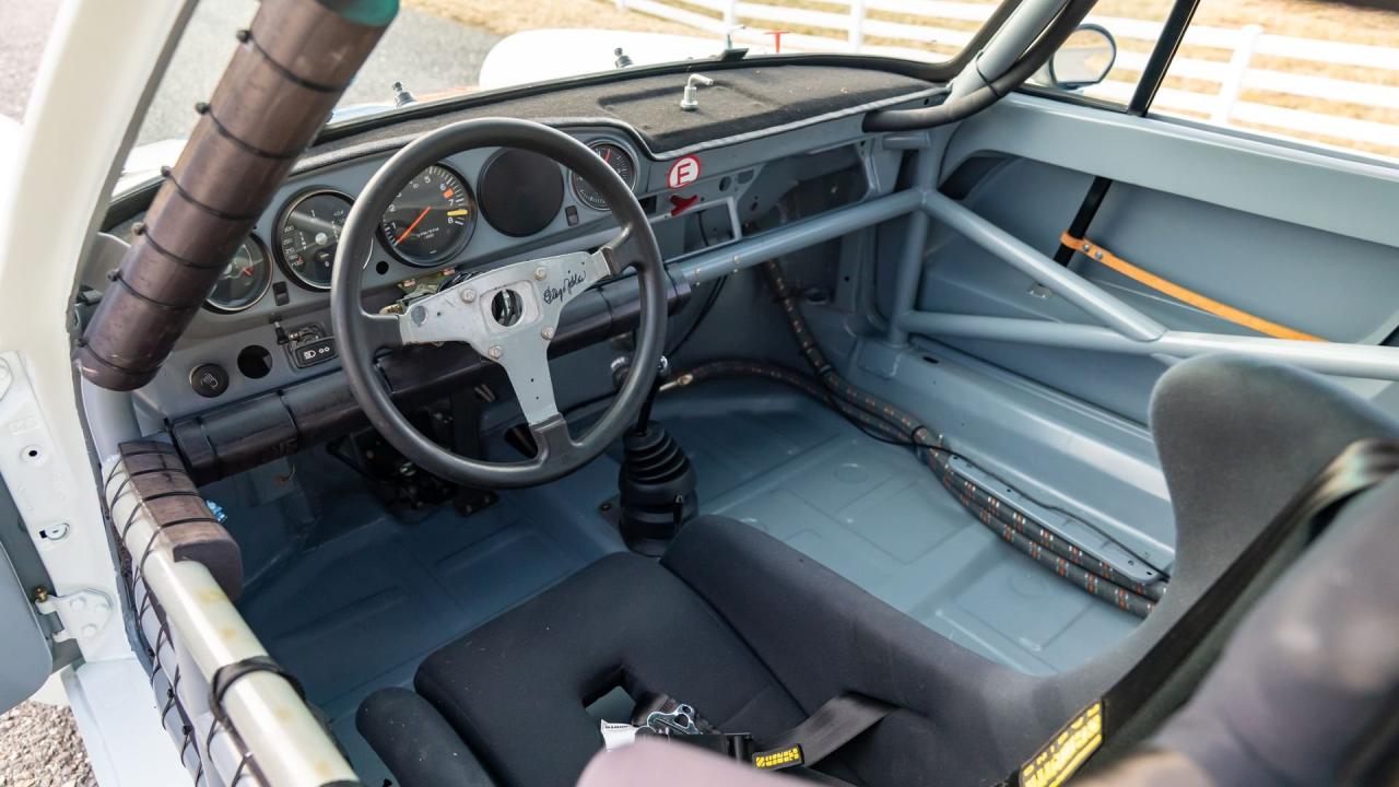 1975 Porsche 911 Carrera RSR Tribute