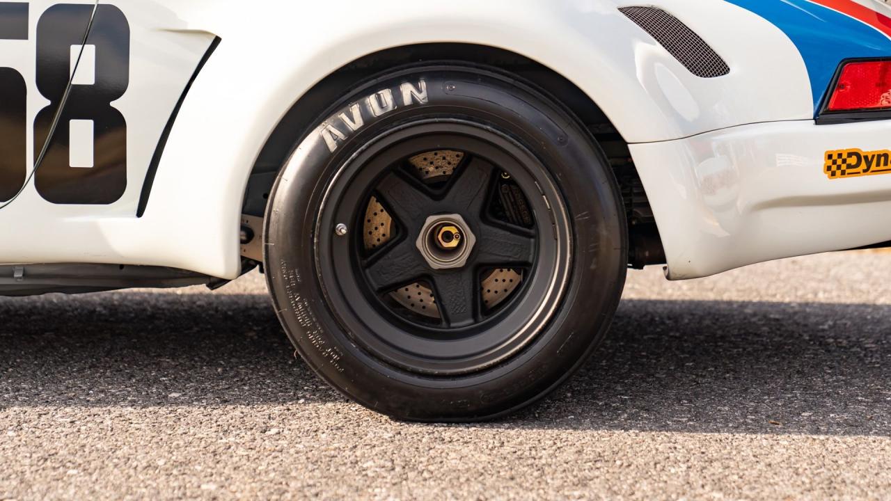 1975 Porsche 911 Carrera RSR Tribute