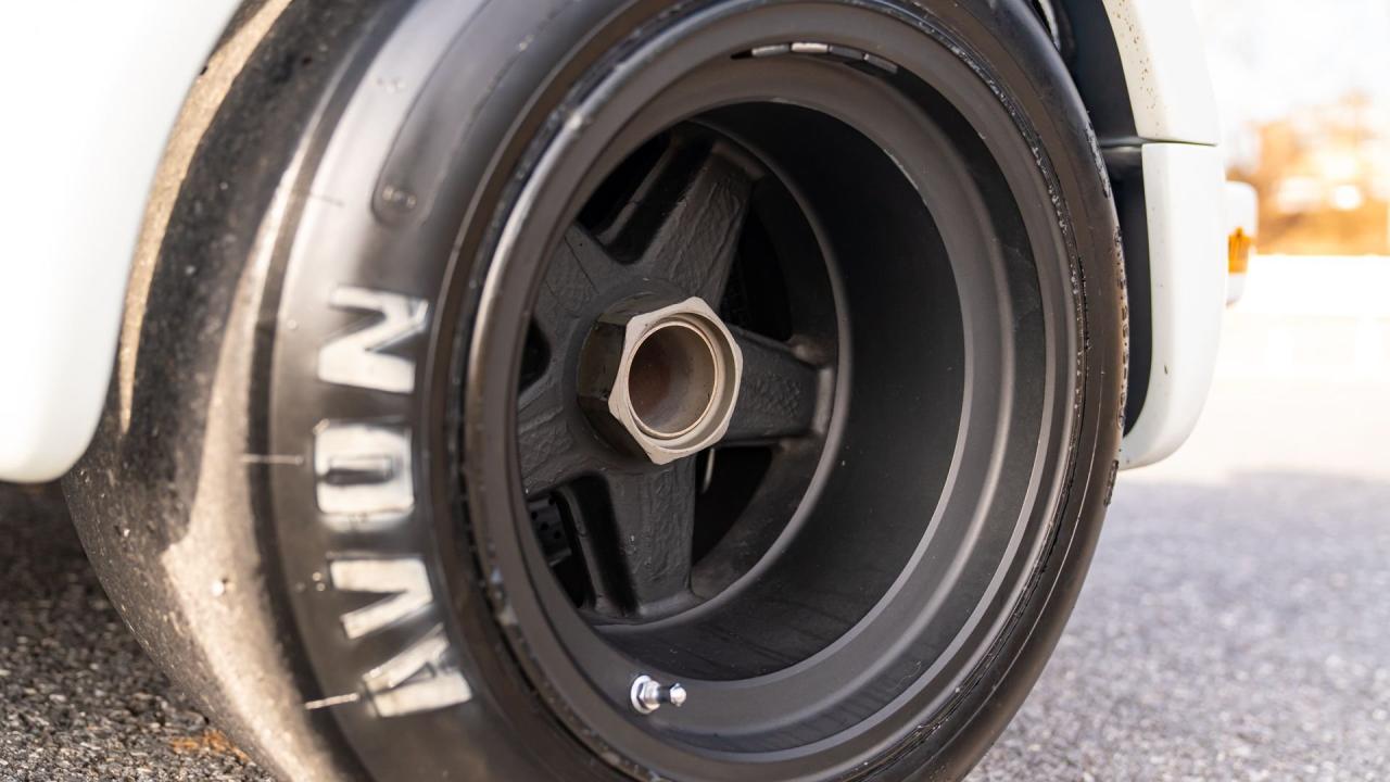 1975 Porsche 911 Carrera RSR Tribute