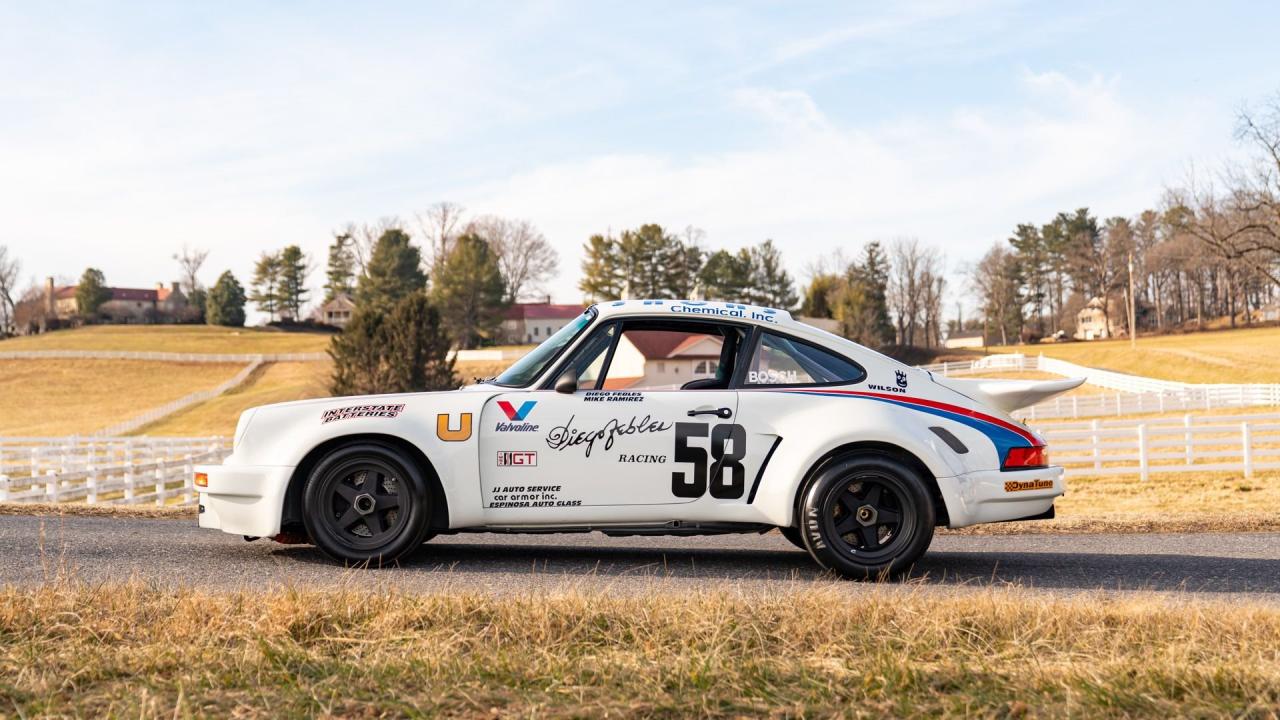 1975 Porsche 911 Carrera RSR Tribute