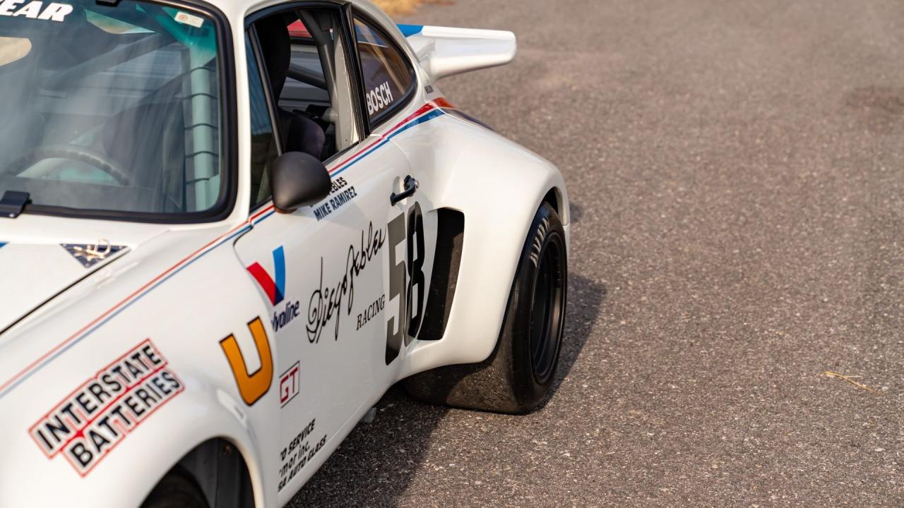 1975 Porsche 911 Carrera RSR Tribute