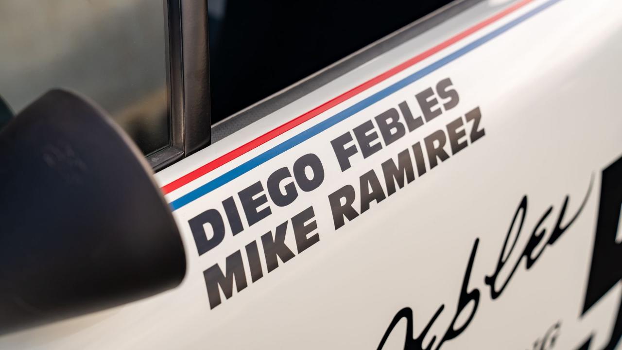 1975 Porsche 911 Carrera RSR Tribute