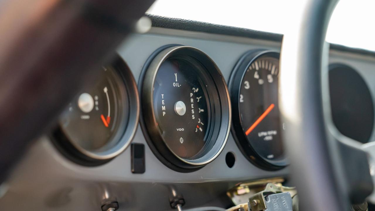 1975 Porsche 911 Carrera RSR Tribute