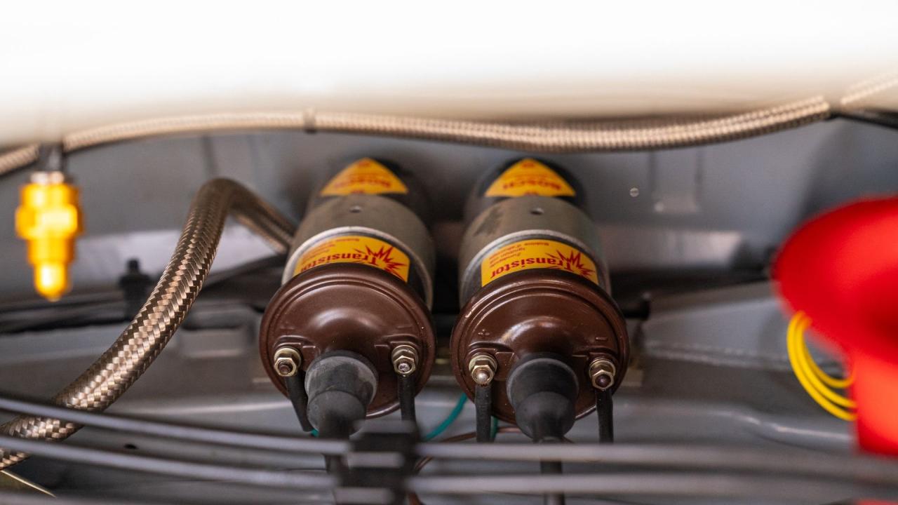 1975 Porsche 911 Carrera RSR Tribute