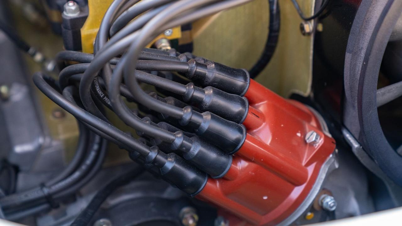 1975 Porsche 911 Carrera RSR Tribute