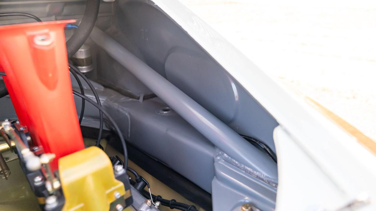 1975 Porsche 911 Carrera RSR Tribute