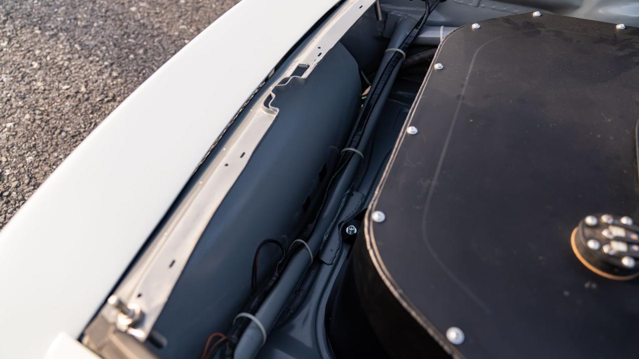 1975 Porsche 911 Carrera RSR Tribute