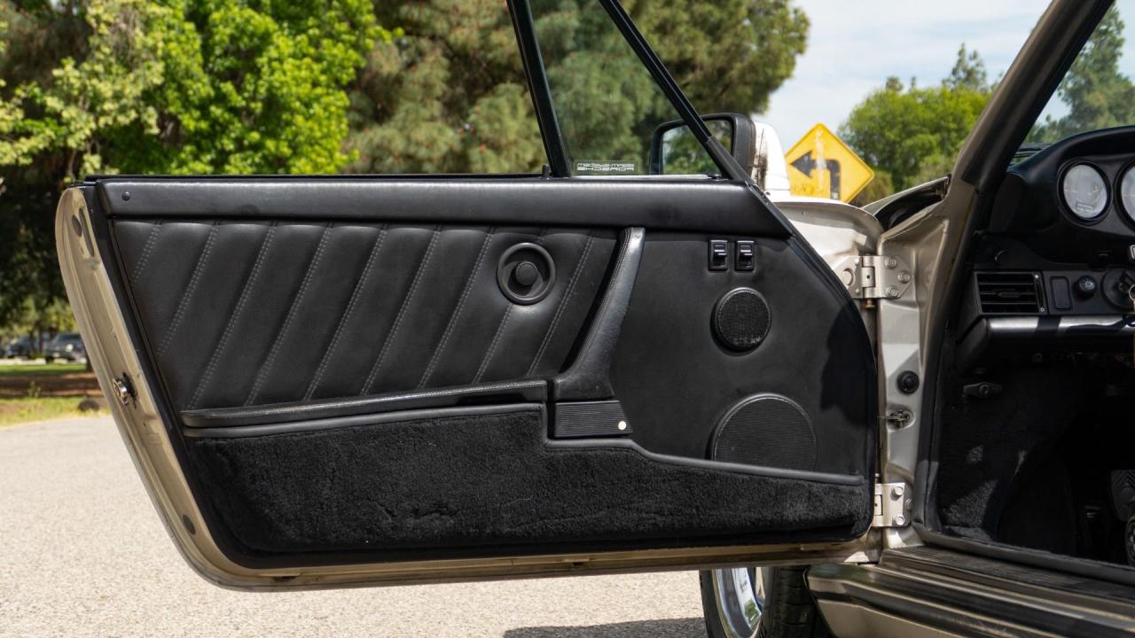 1989 Porsche 911 Turbo Cabriolet