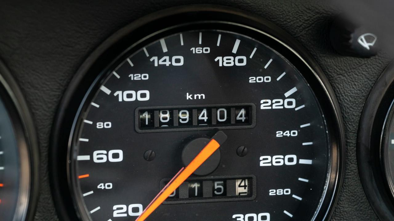 1996 Porsche 911 Carrera 4 Coupe