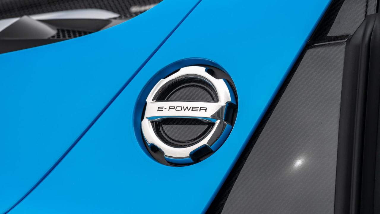 2015 Porsche 918 Spyder Weissach Package