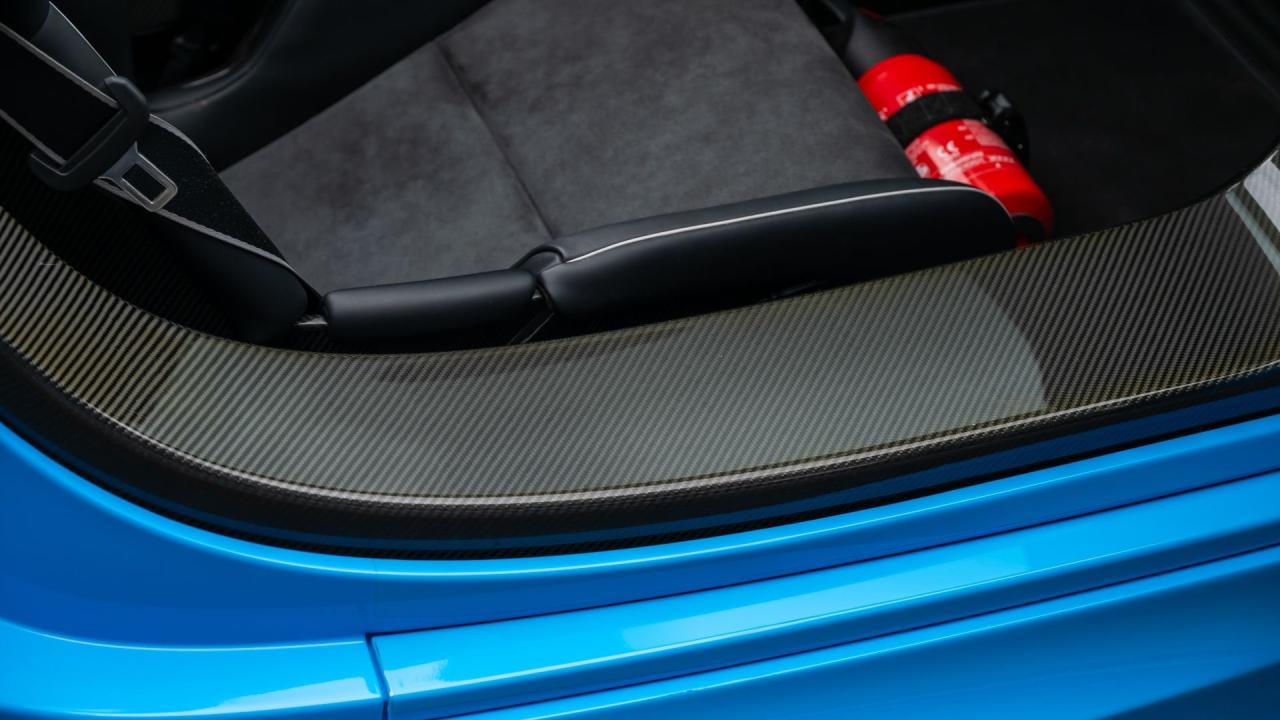 2015 Porsche 918 Spyder Weissach Package