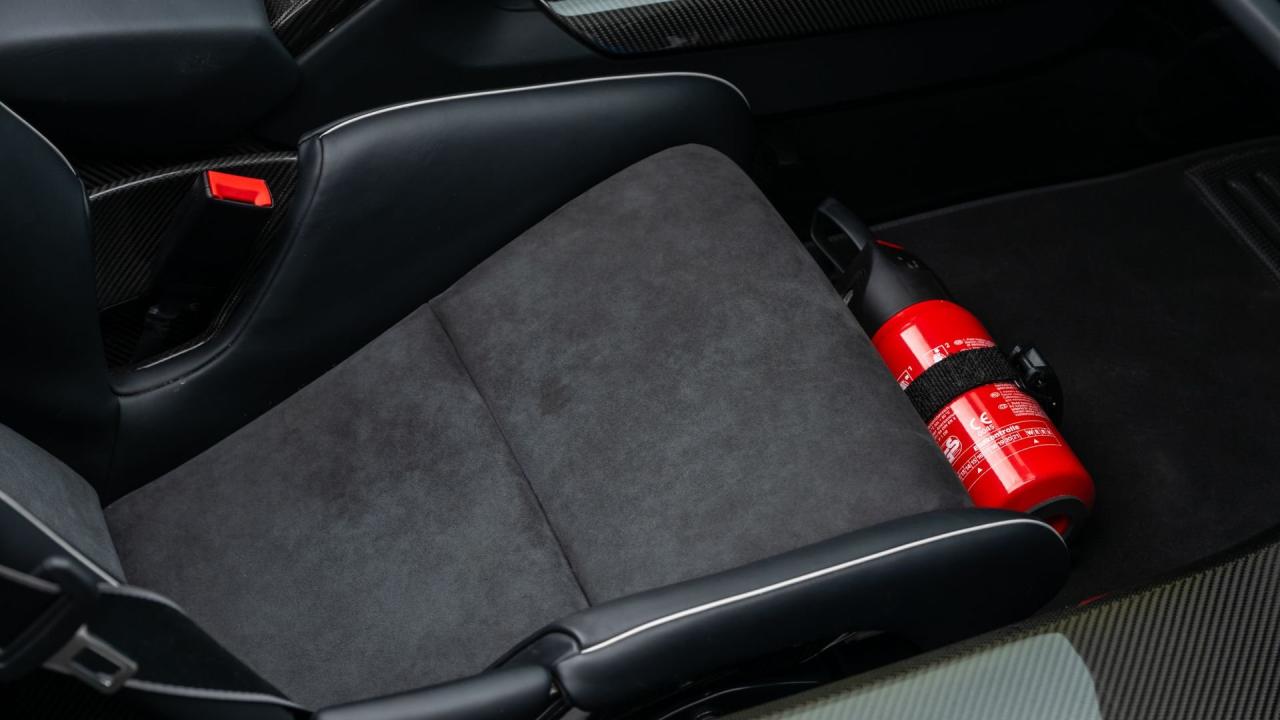 2015 Porsche 918 Spyder Weissach Package