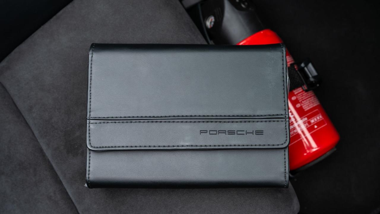 2015 Porsche 918 Spyder Weissach Package