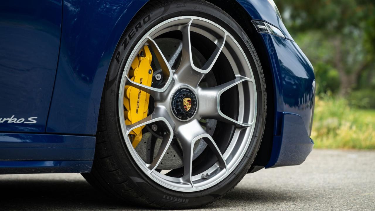 2023 Porsche 911 Turbo S Coupe