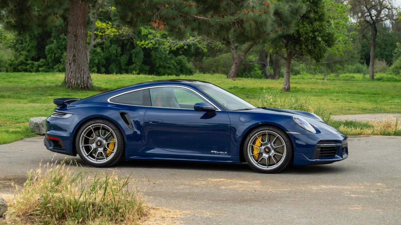 2023 Porsche 911 Turbo S Coupe