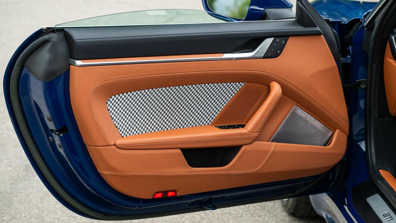 2023 Porsche 911 Turbo S Coupe