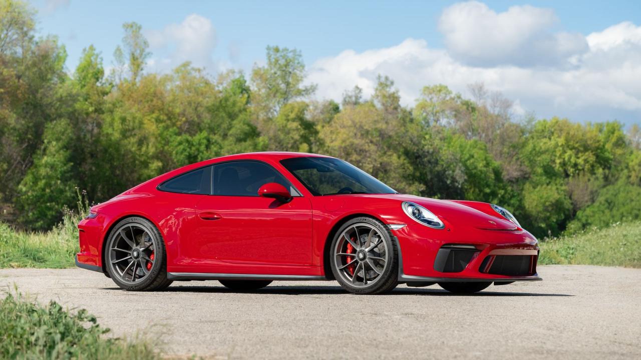 2018 Porsche 911 GT3 Touring