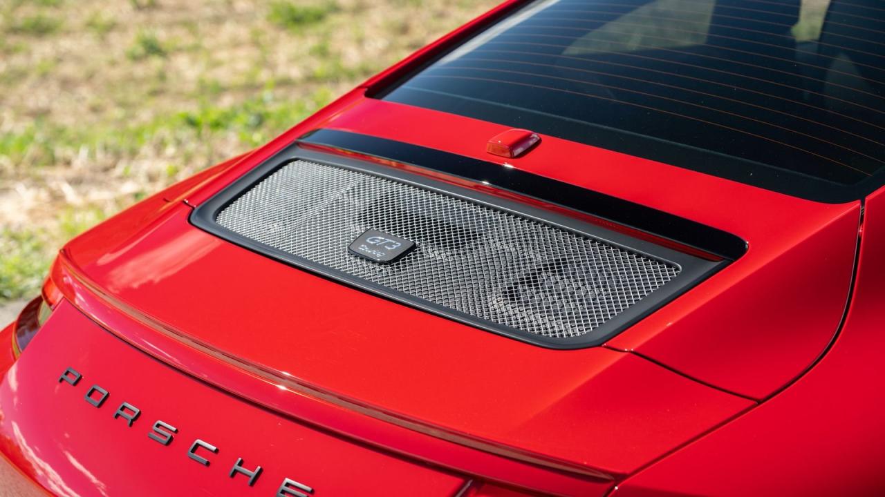 2018 Porsche 911 GT3 Touring