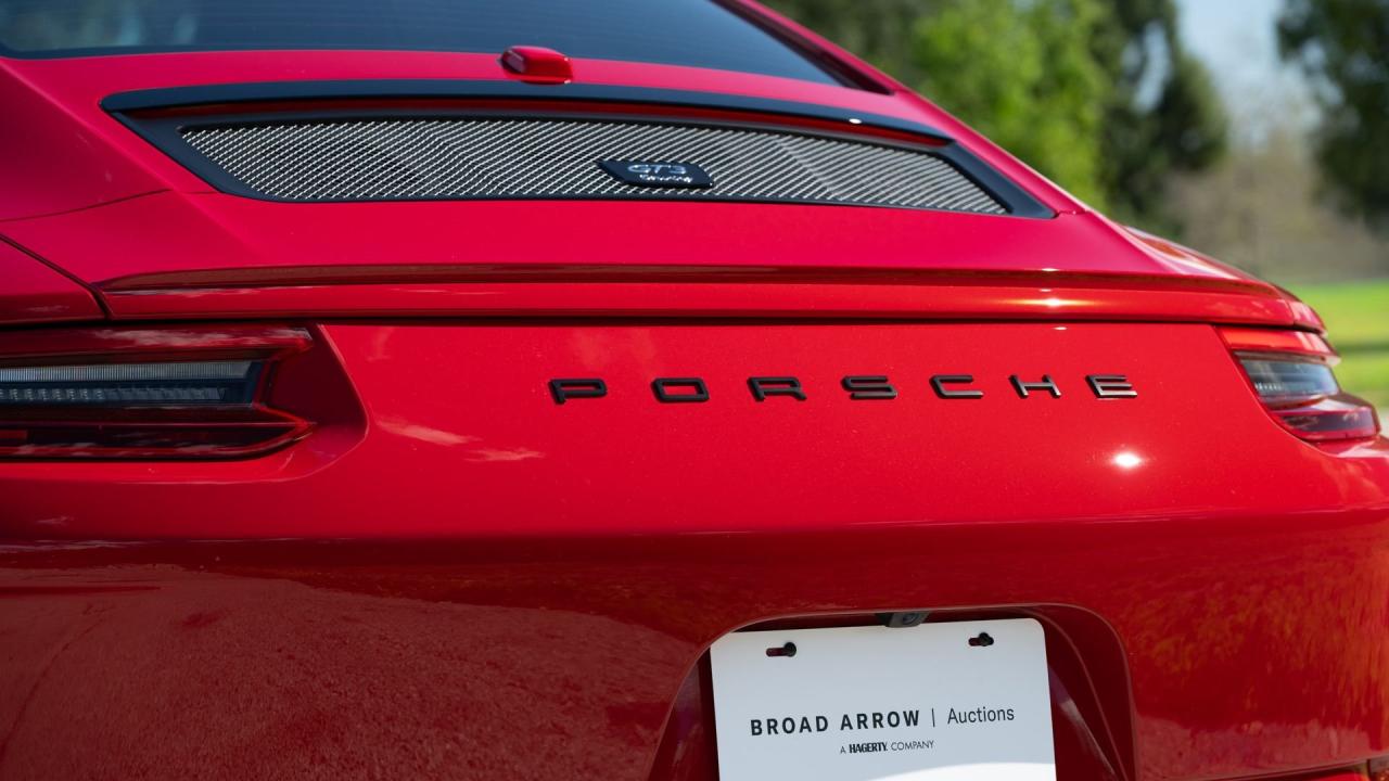 2018 Porsche 911 GT3 Touring