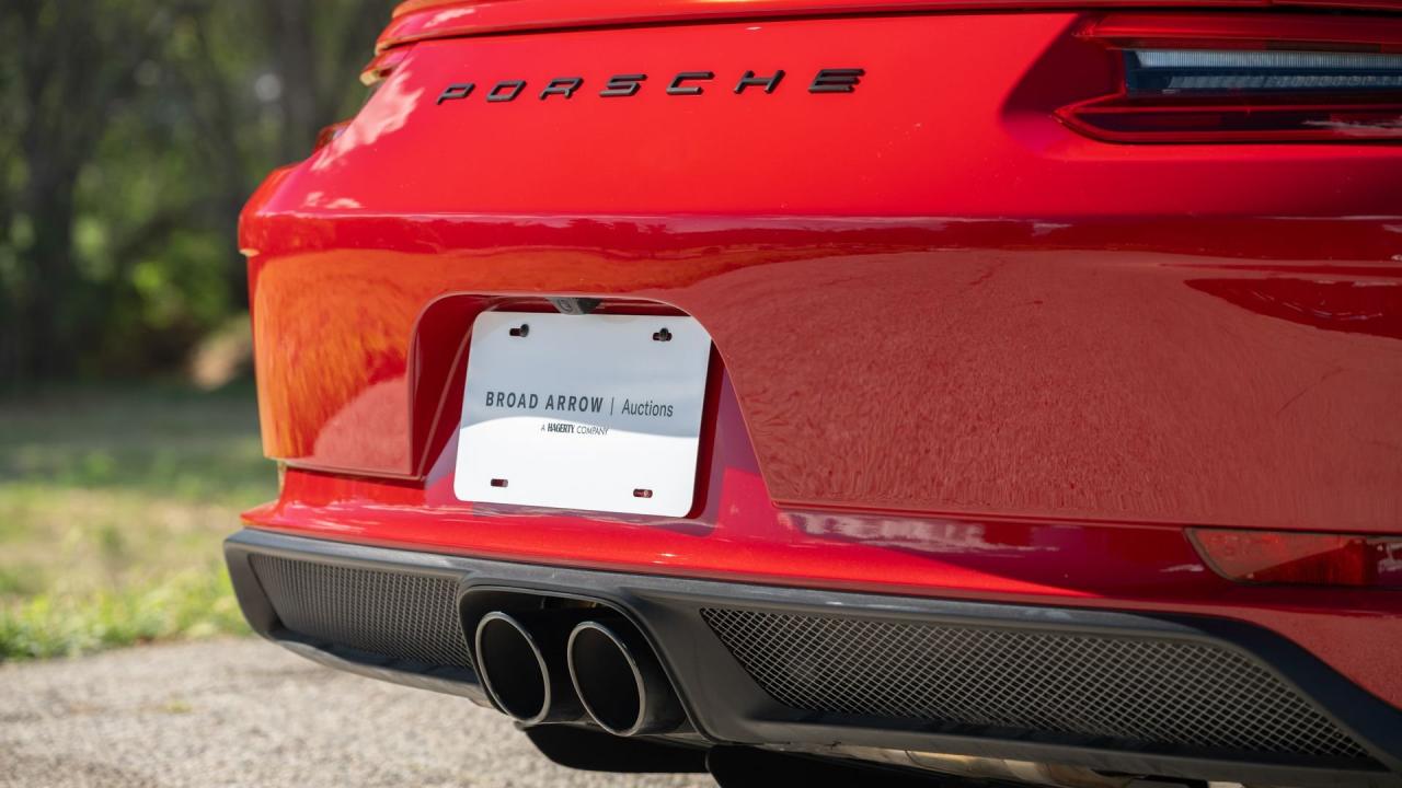 2018 Porsche 911 GT3 Touring