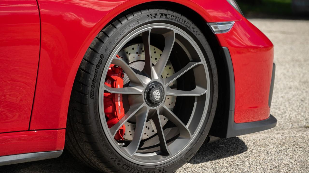 2018 Porsche 911 GT3 Touring